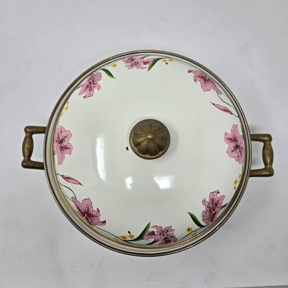 Vintage Normandy Taiwan Lily Floral Enamelware Casserole Dish With Lid & Brass H - Picture 3 of 12